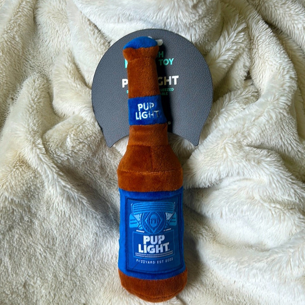 Dog plush toy